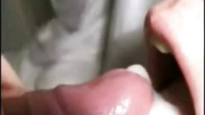 من مطمئن هستم که لبهای سکسی ما ثانیه از شادی